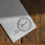 Karte mit Echtheitszertifikatsstempel aus Ayleen Atelier